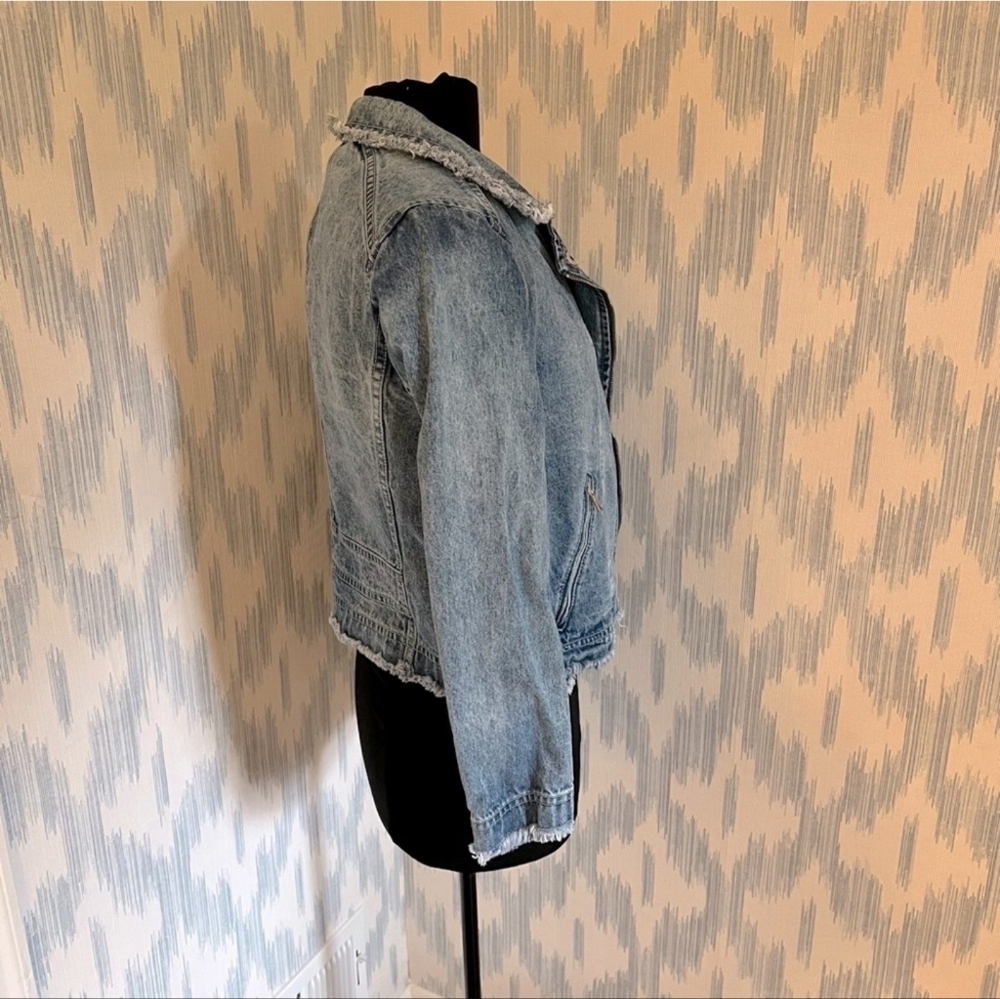 Luxury Denim Jacket EUC - Picture 9 of 11